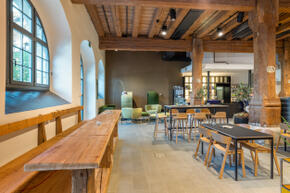 Vorschaubild 20210802 betz meetingpoint l1230430 2500px